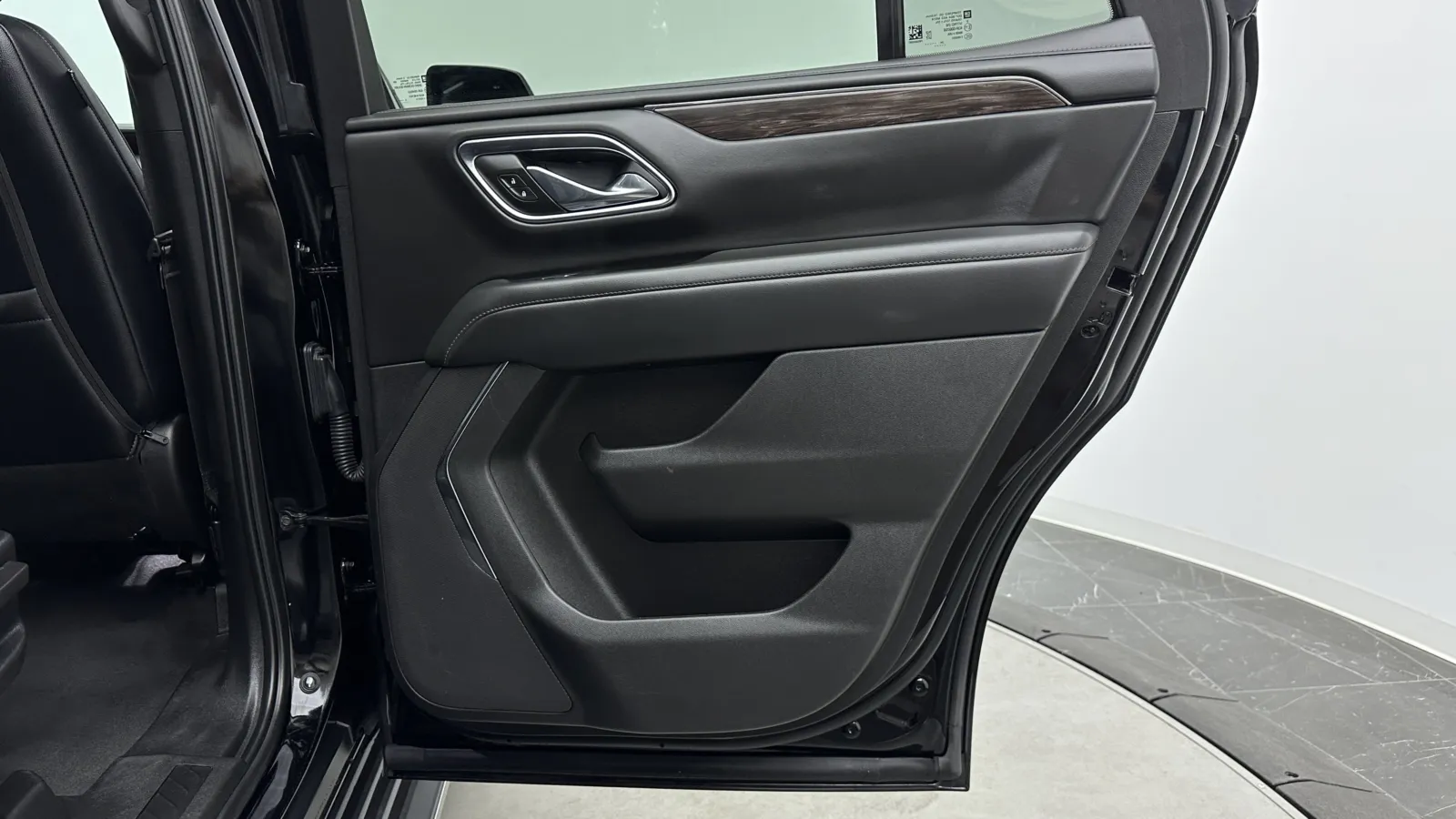 Chevrolet Tahoe photo 28