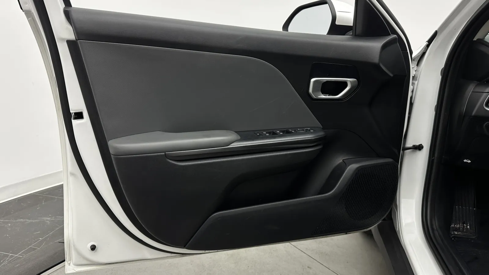 Kia K4 photo 11