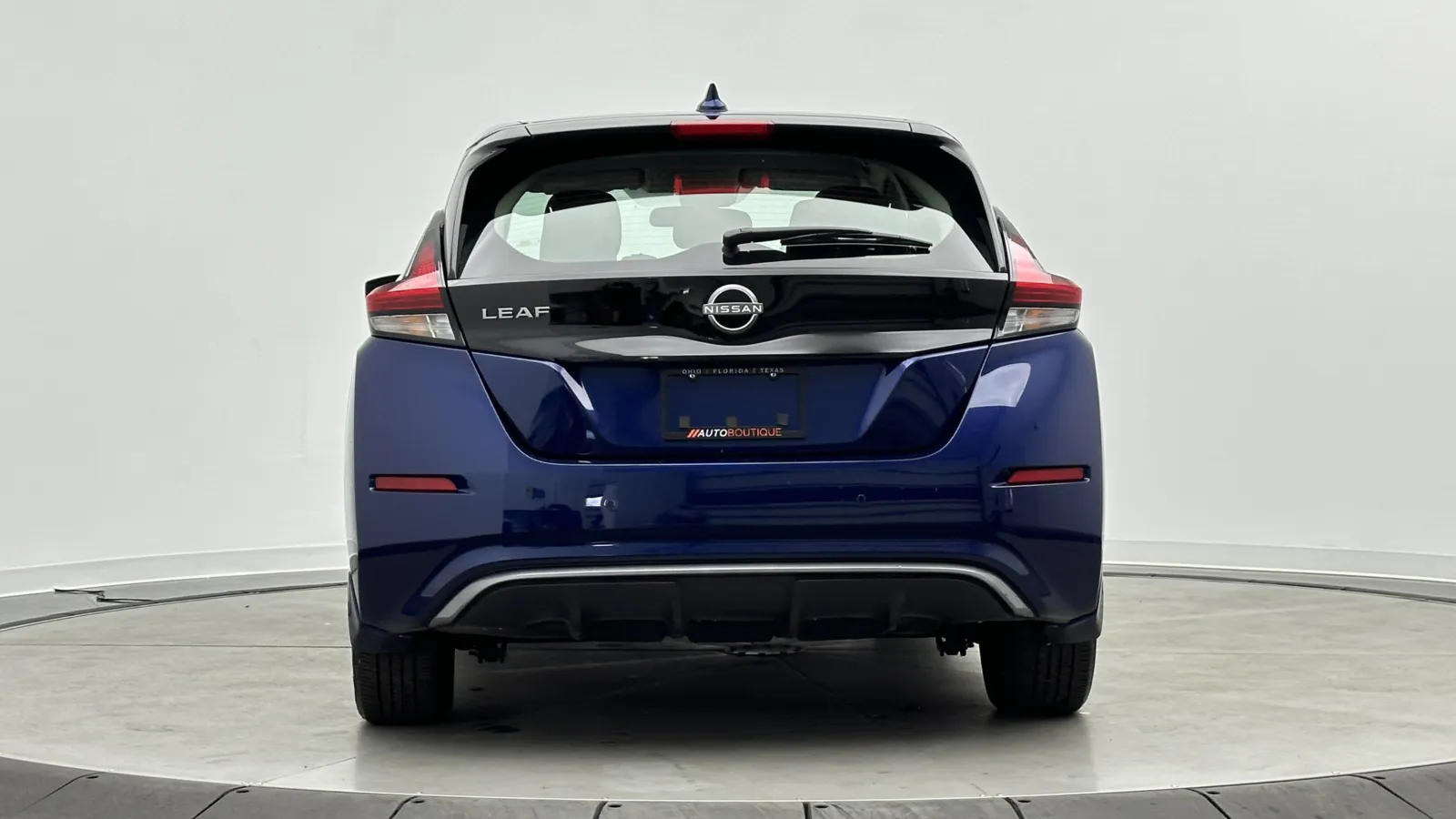 Nissan Leaf photo 6