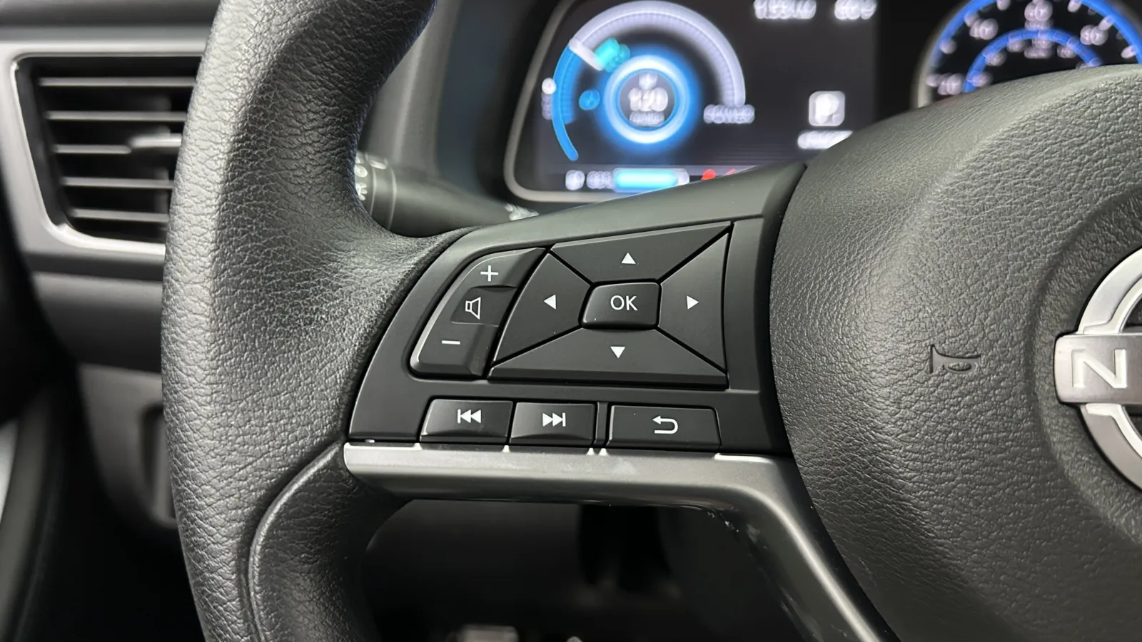 Nissan Leaf photo 18