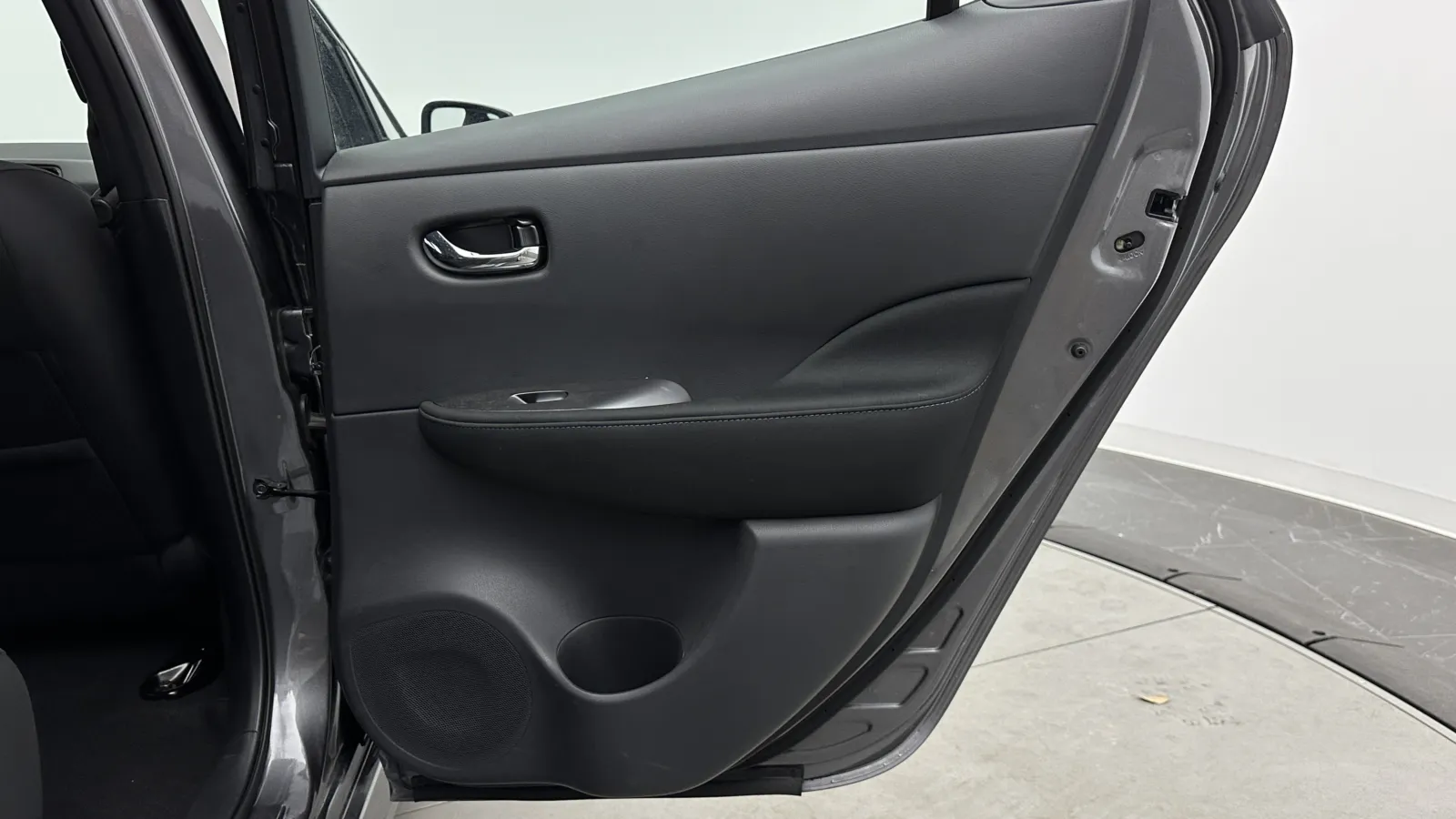 Nissan Leaf photo 27