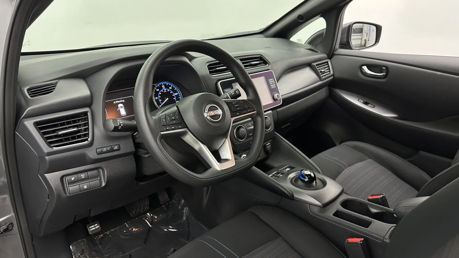 Nissan Leaf photo 10