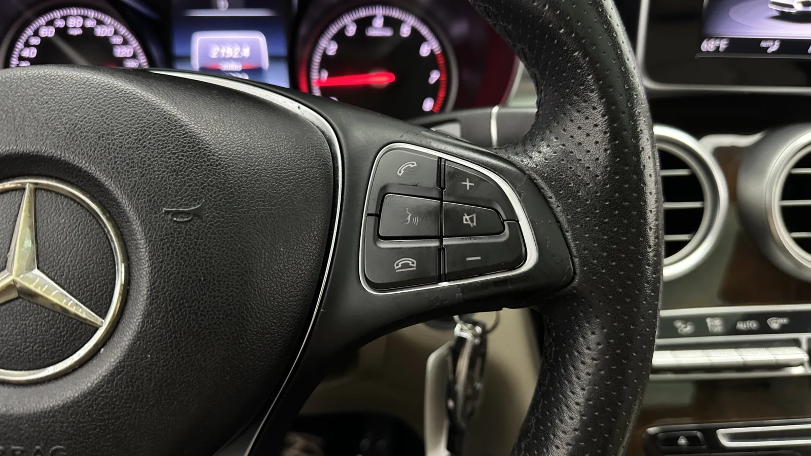 Mercedes-Benz GLC photo 21