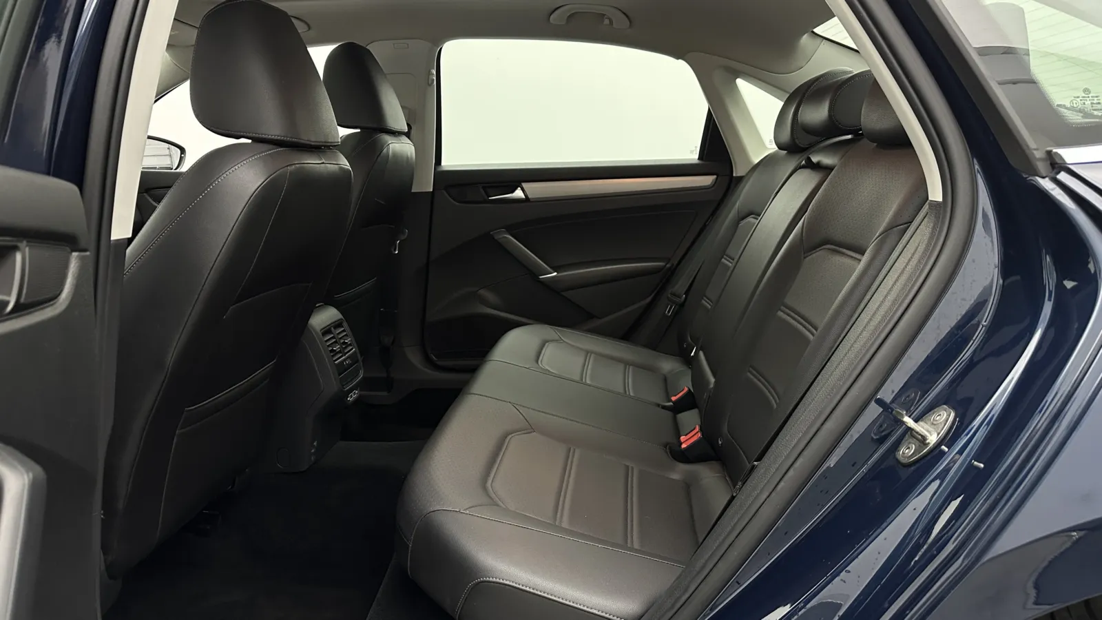 Volkswagen Passat photo 22
