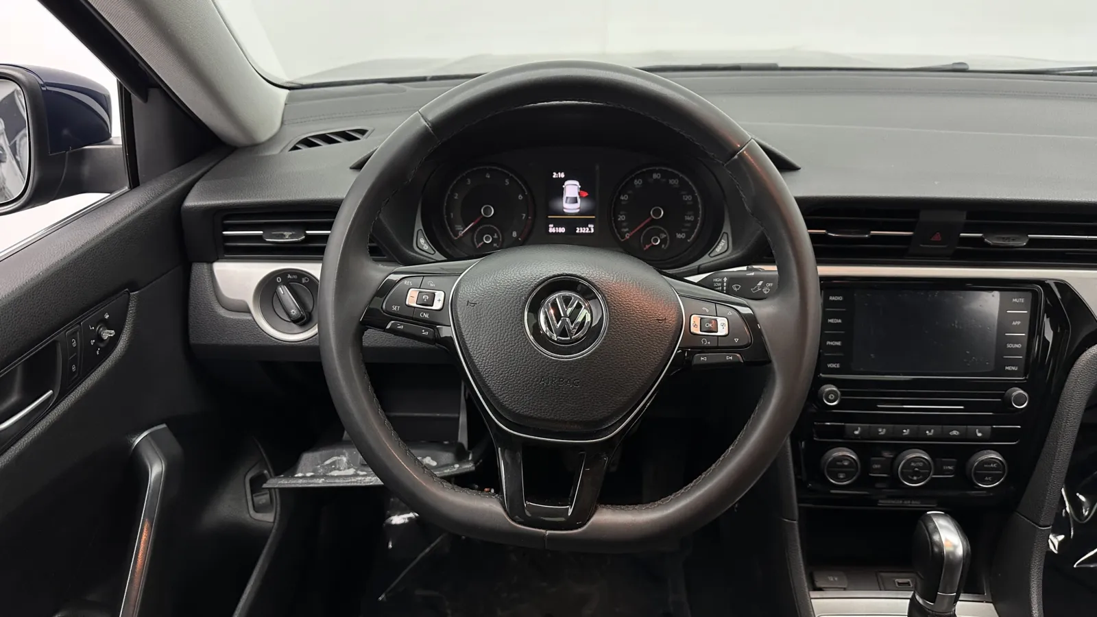 Volkswagen Passat photo 27