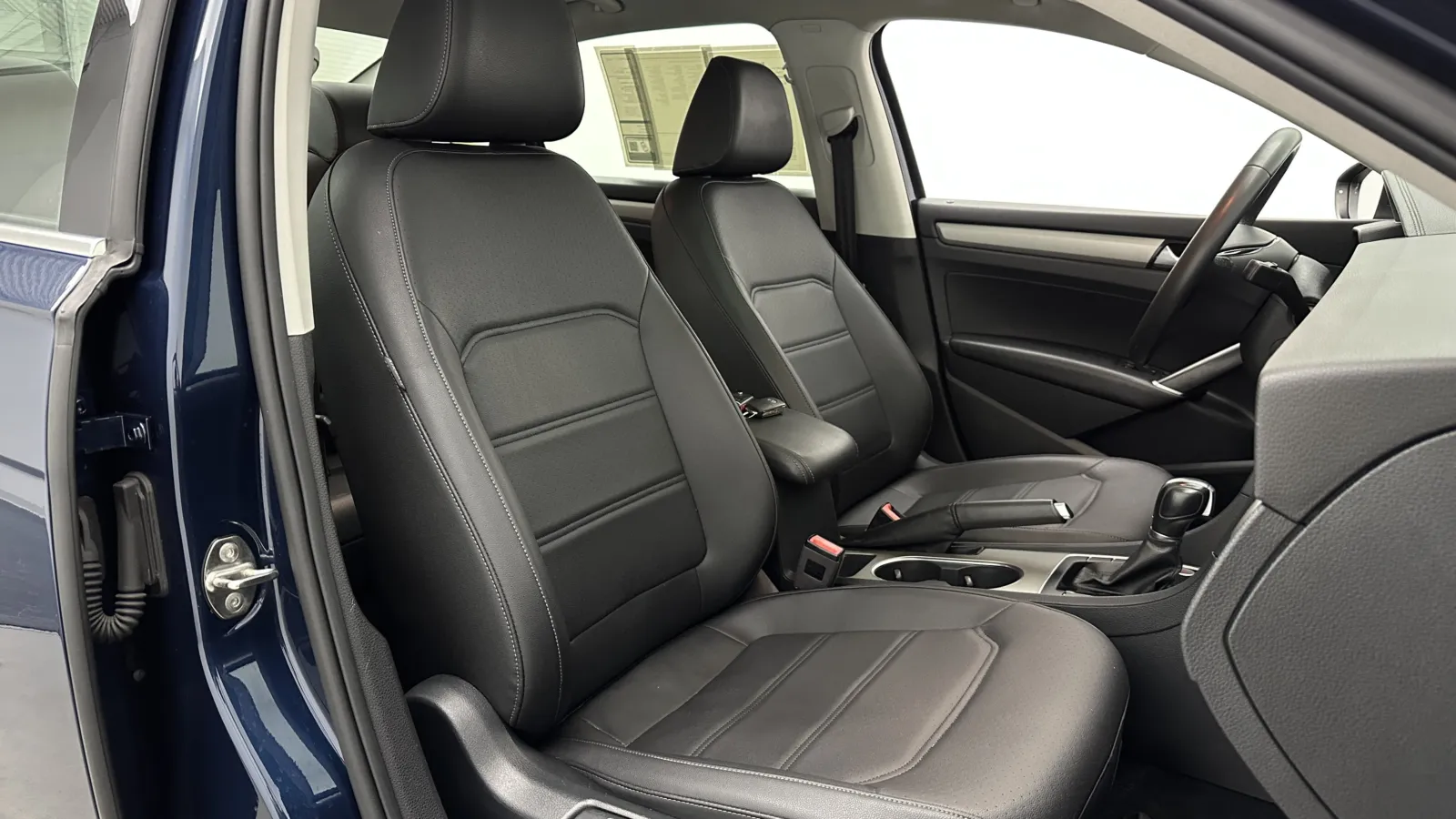 Volkswagen Passat photo 33