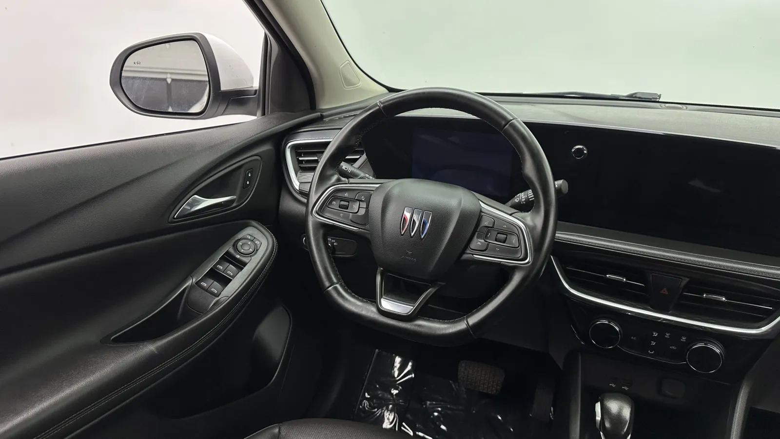Buick Encore GX photo 28