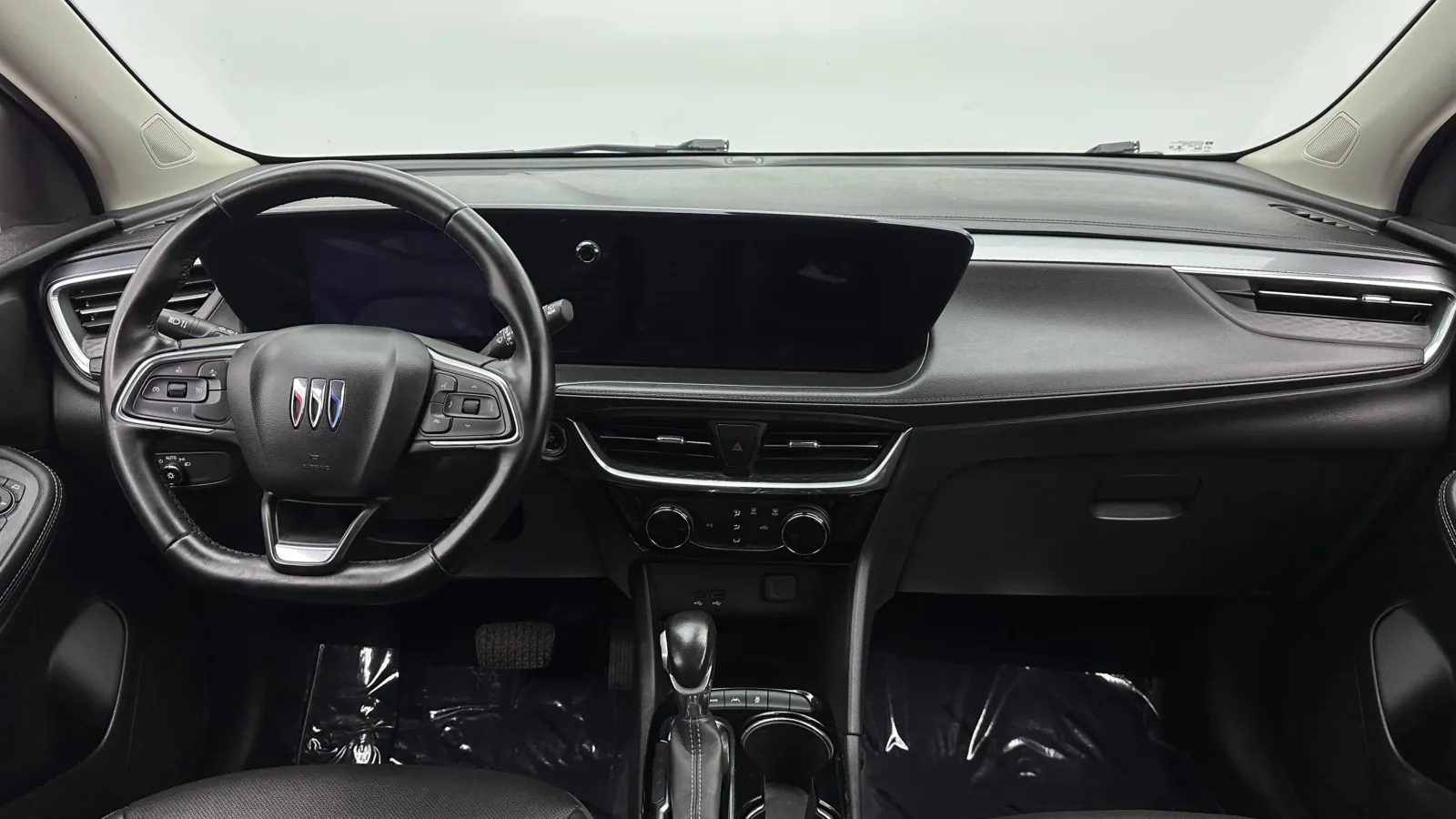 Buick Encore GX photo 29
