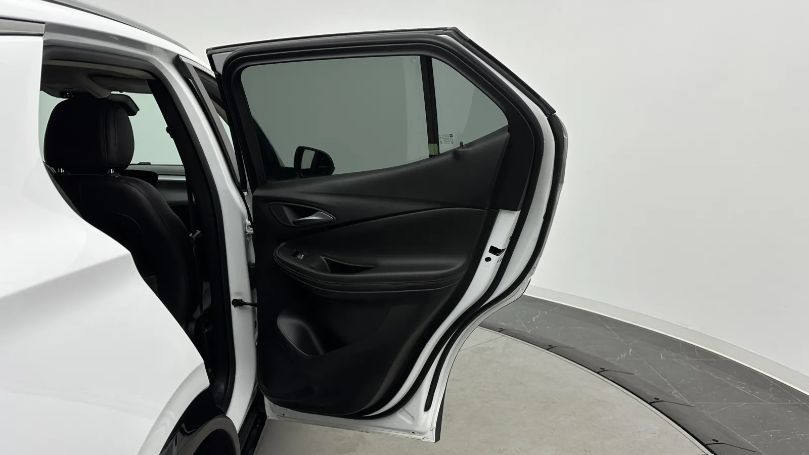 Buick Encore GX photo 25