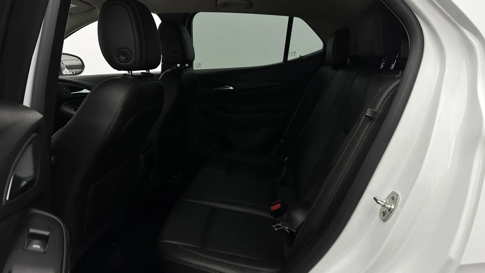 Buick Encore GX photo 22