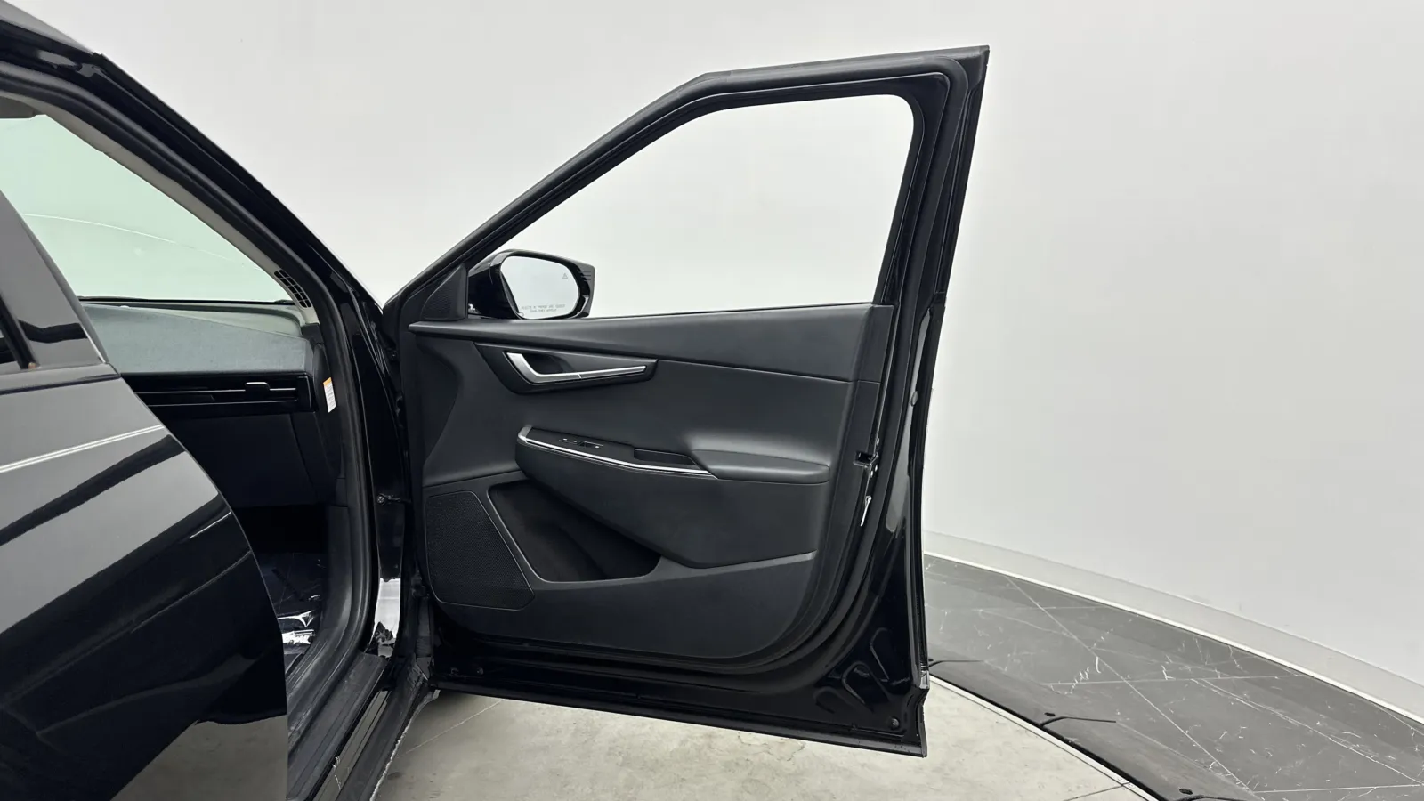 Kia EV6 photo 35