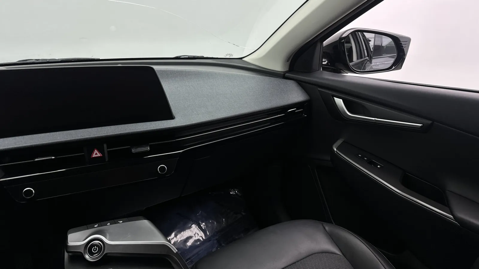 Kia EV6 photo 34
