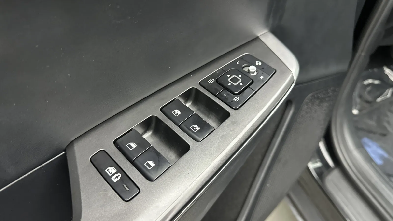 Kia EV6 photo 13