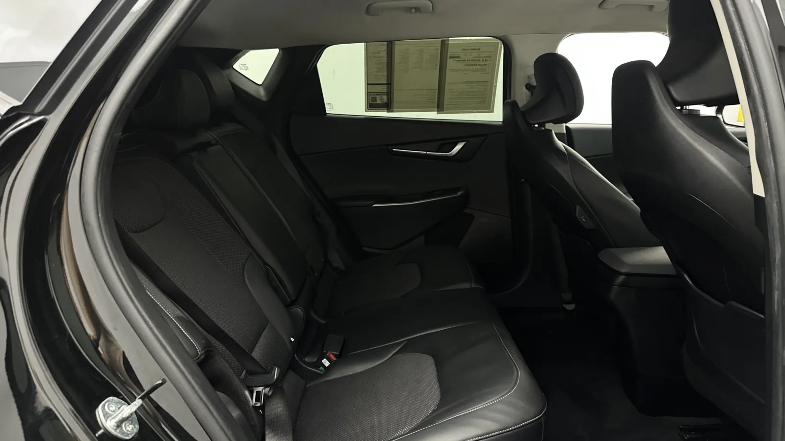 Kia EV6 photo 30