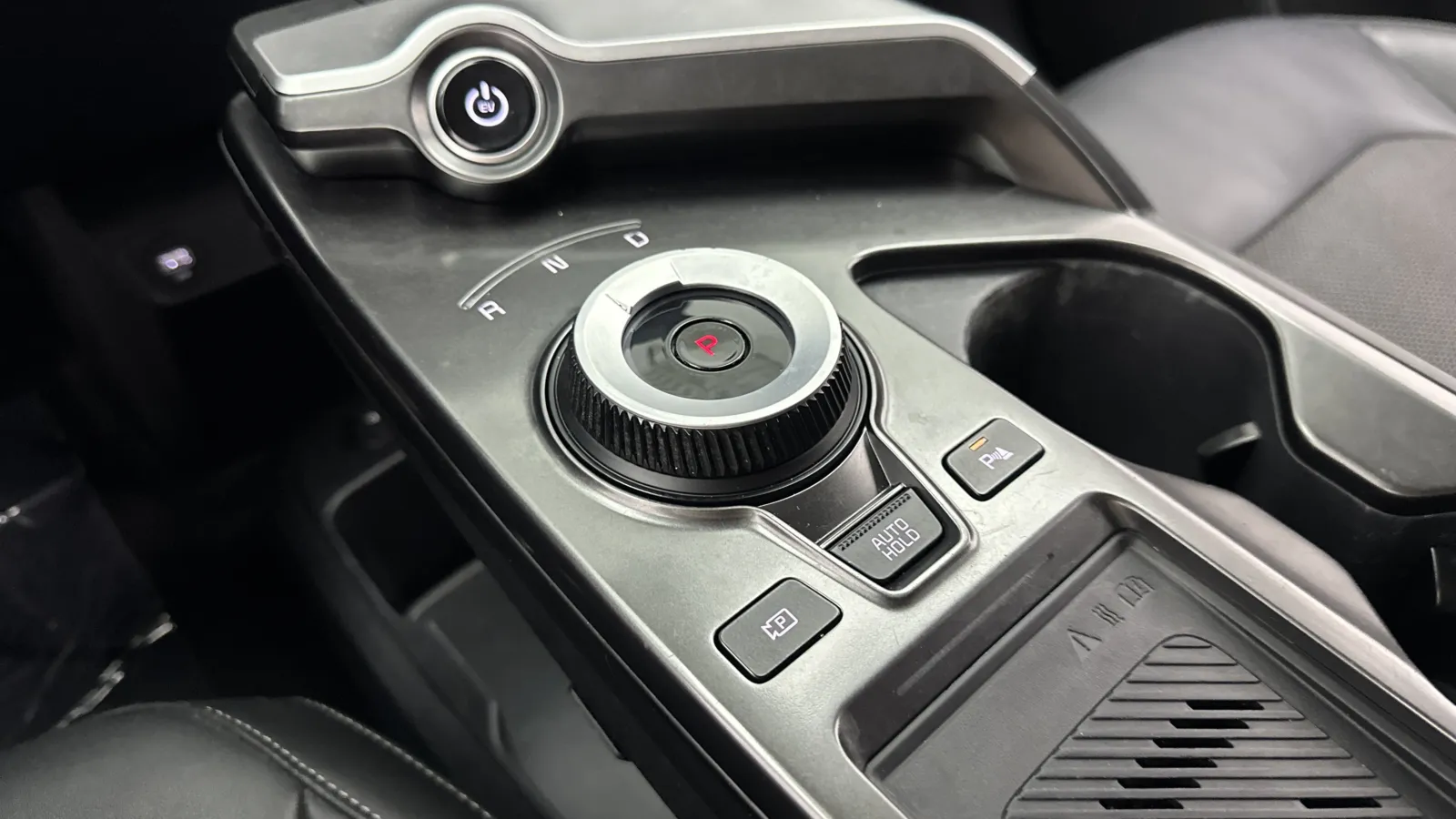 Kia EV6 photo 17