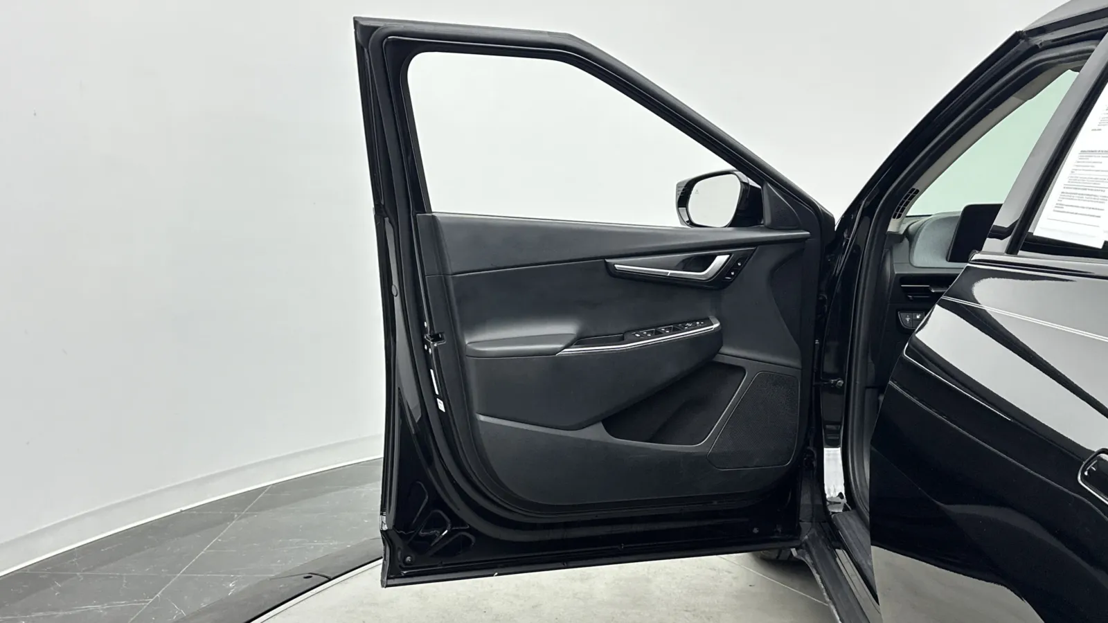 Kia EV6 photo 11