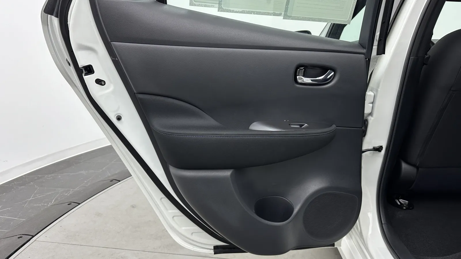 Nissan Leaf photo 25