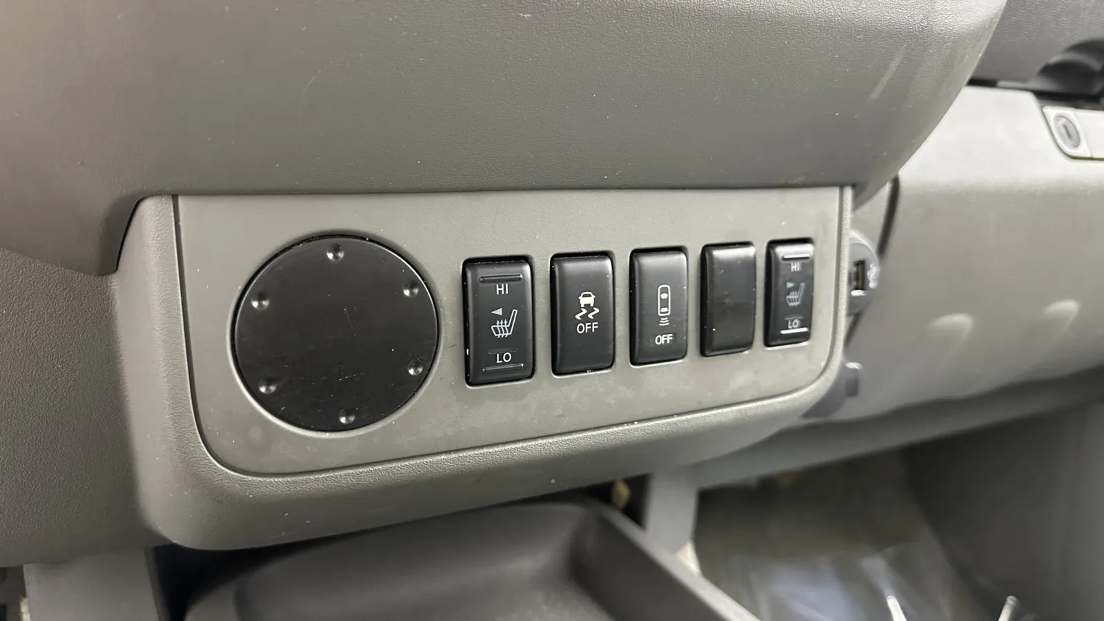 Nissan Frontier photo 13