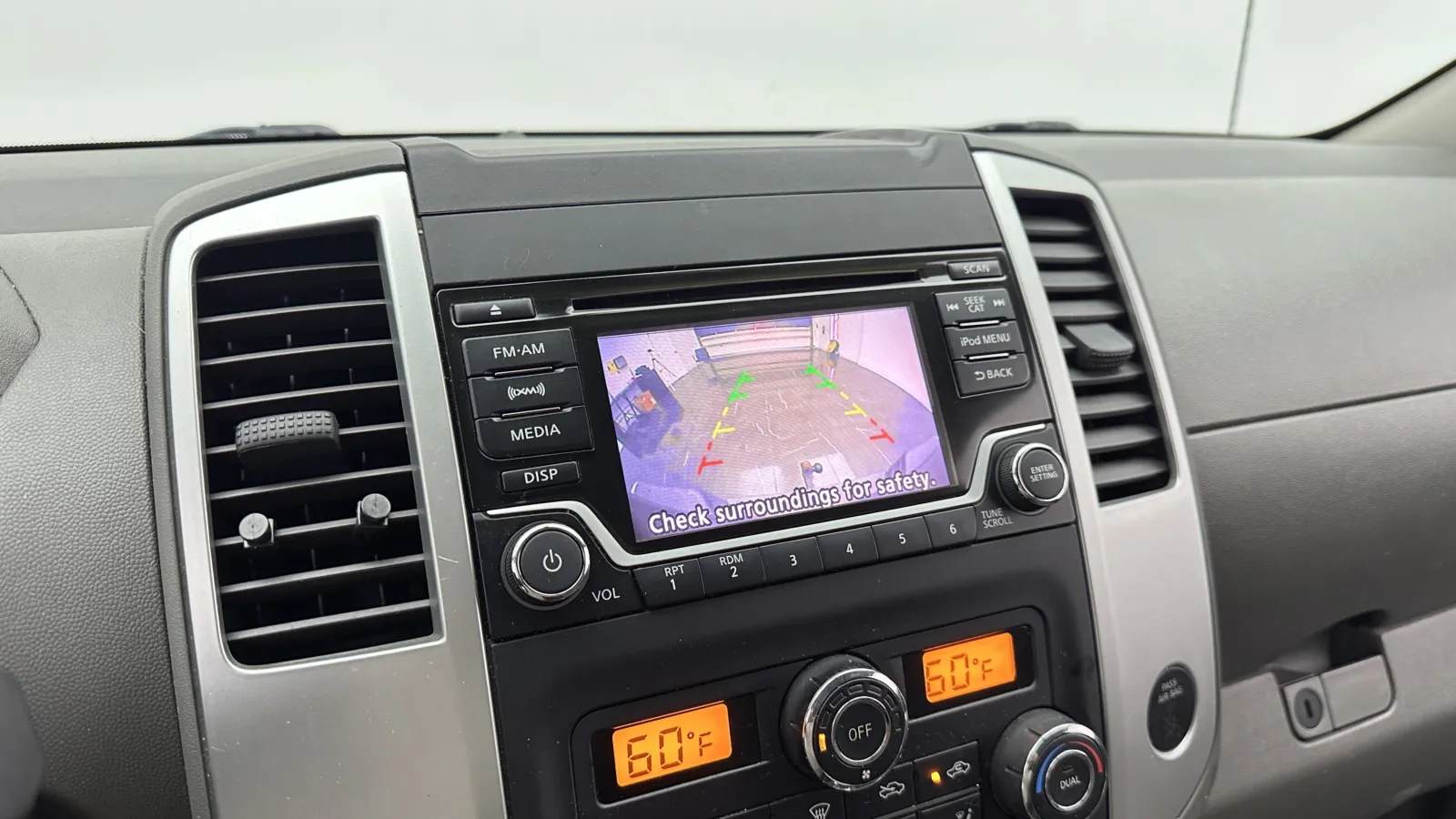Nissan Frontier photo 15