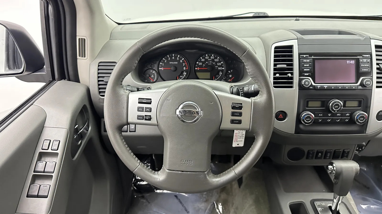 Nissan Frontier photo 25