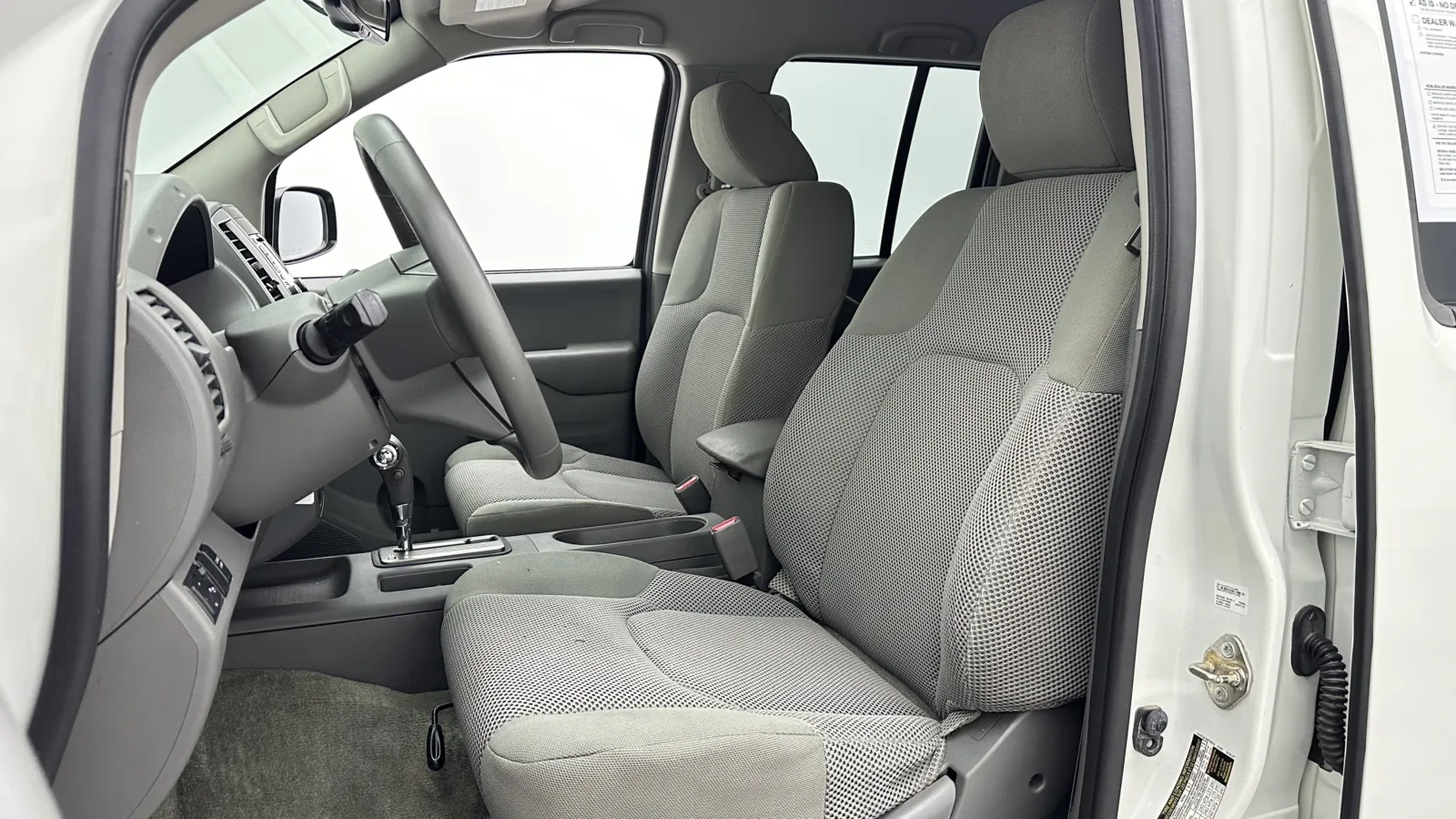Nissan Frontier photo 11