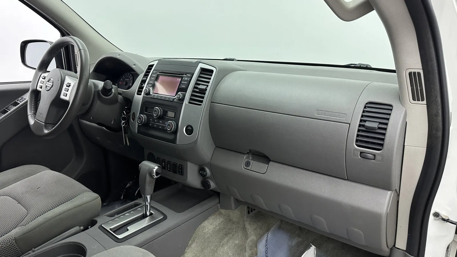 Nissan Frontier photo 32