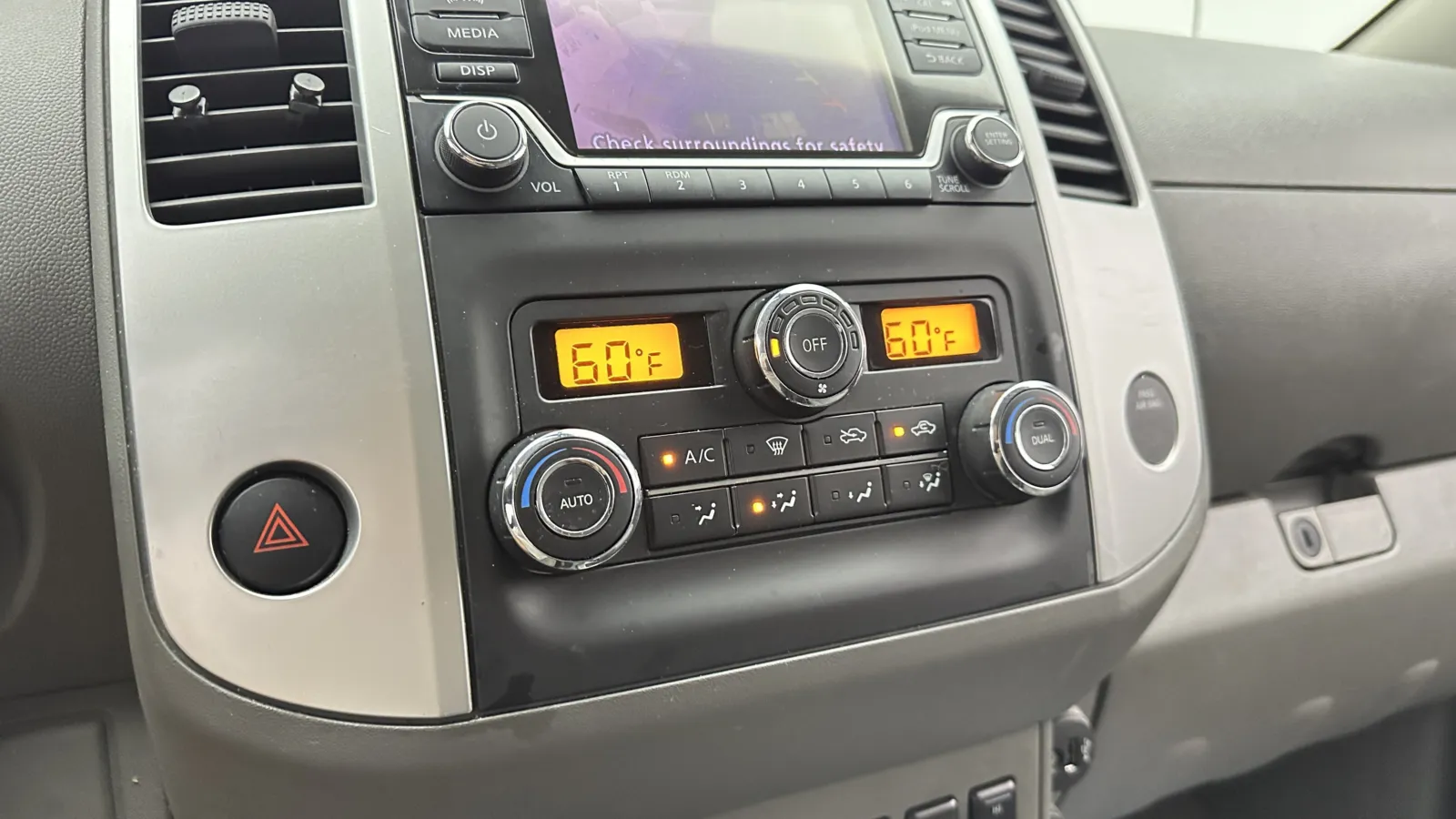Nissan Frontier photo 14