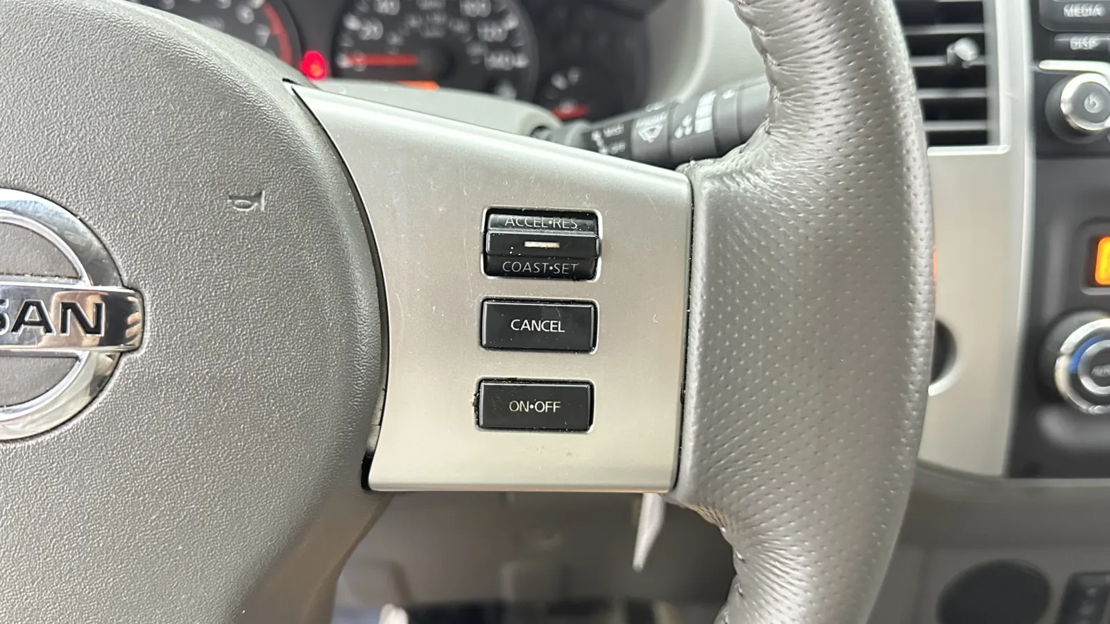 Nissan Frontier photo 18
