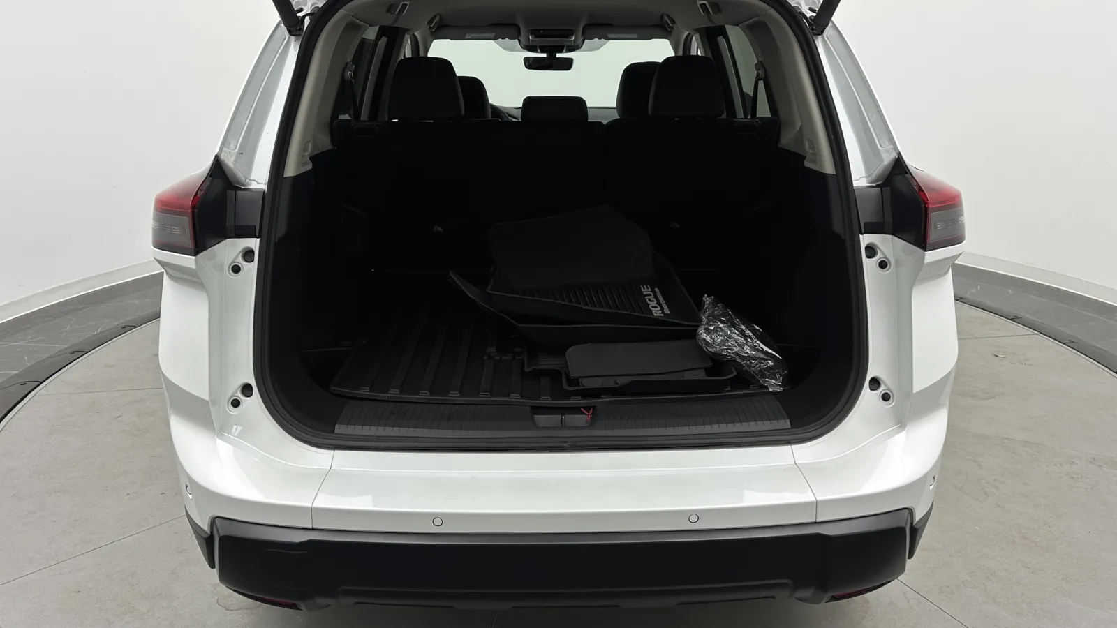 Nissan Rogue photo 30