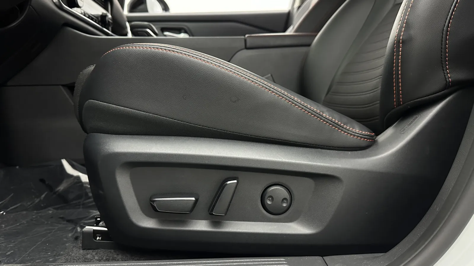 Nissan Rogue photo 13