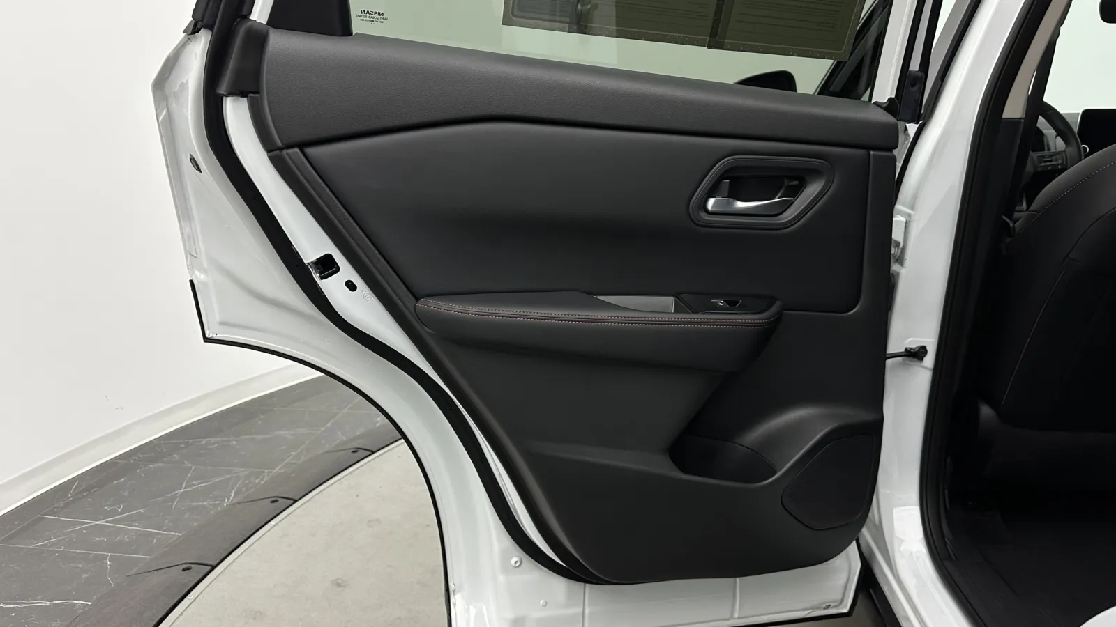 Nissan Rogue photo 25