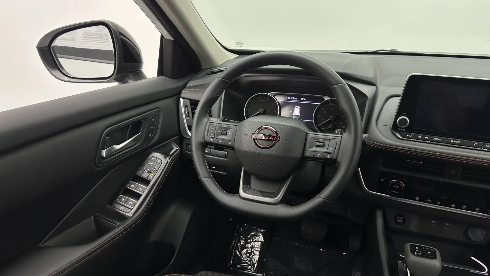 Nissan Rogue photo 27