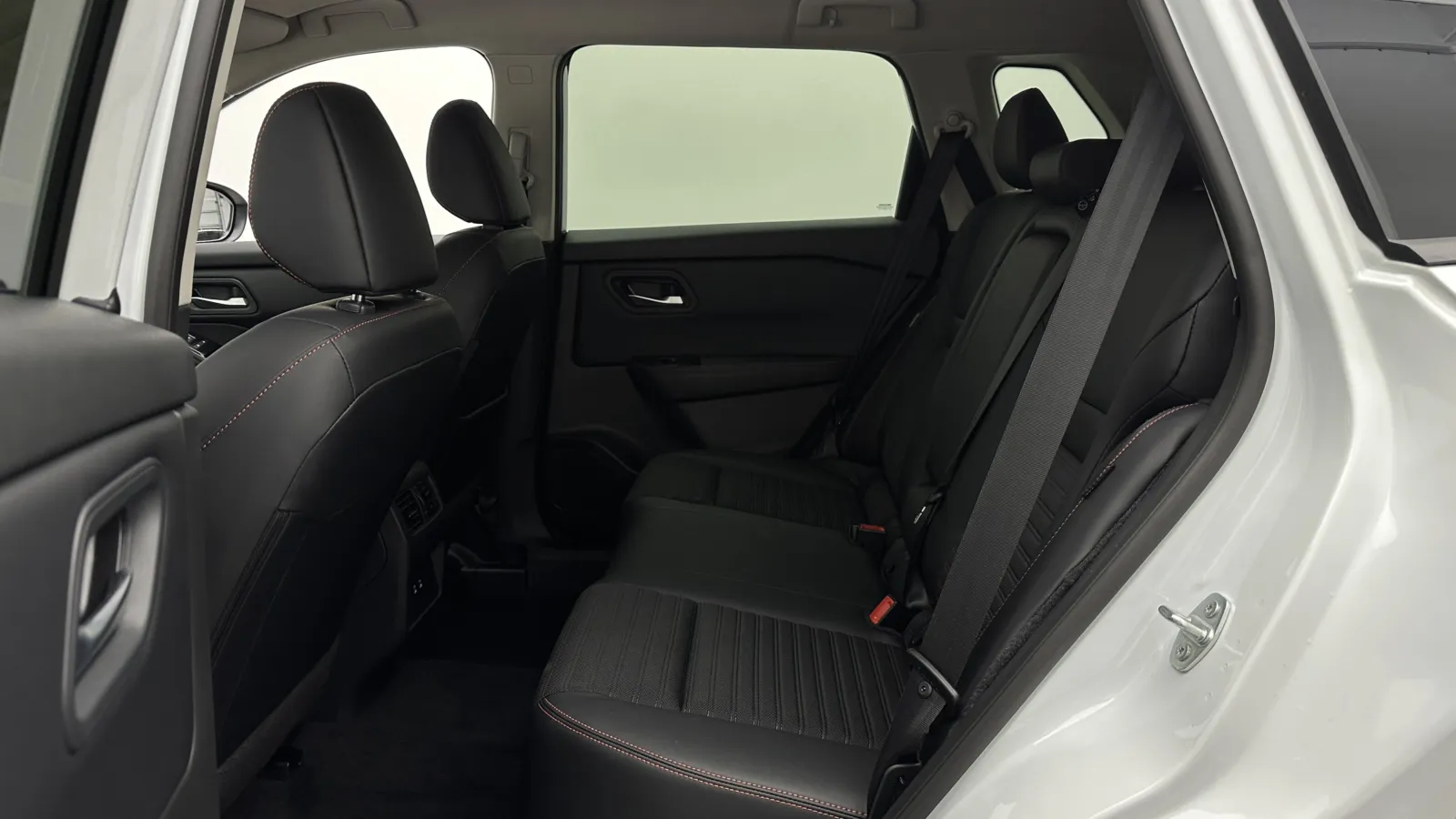 Nissan Rogue photo 24