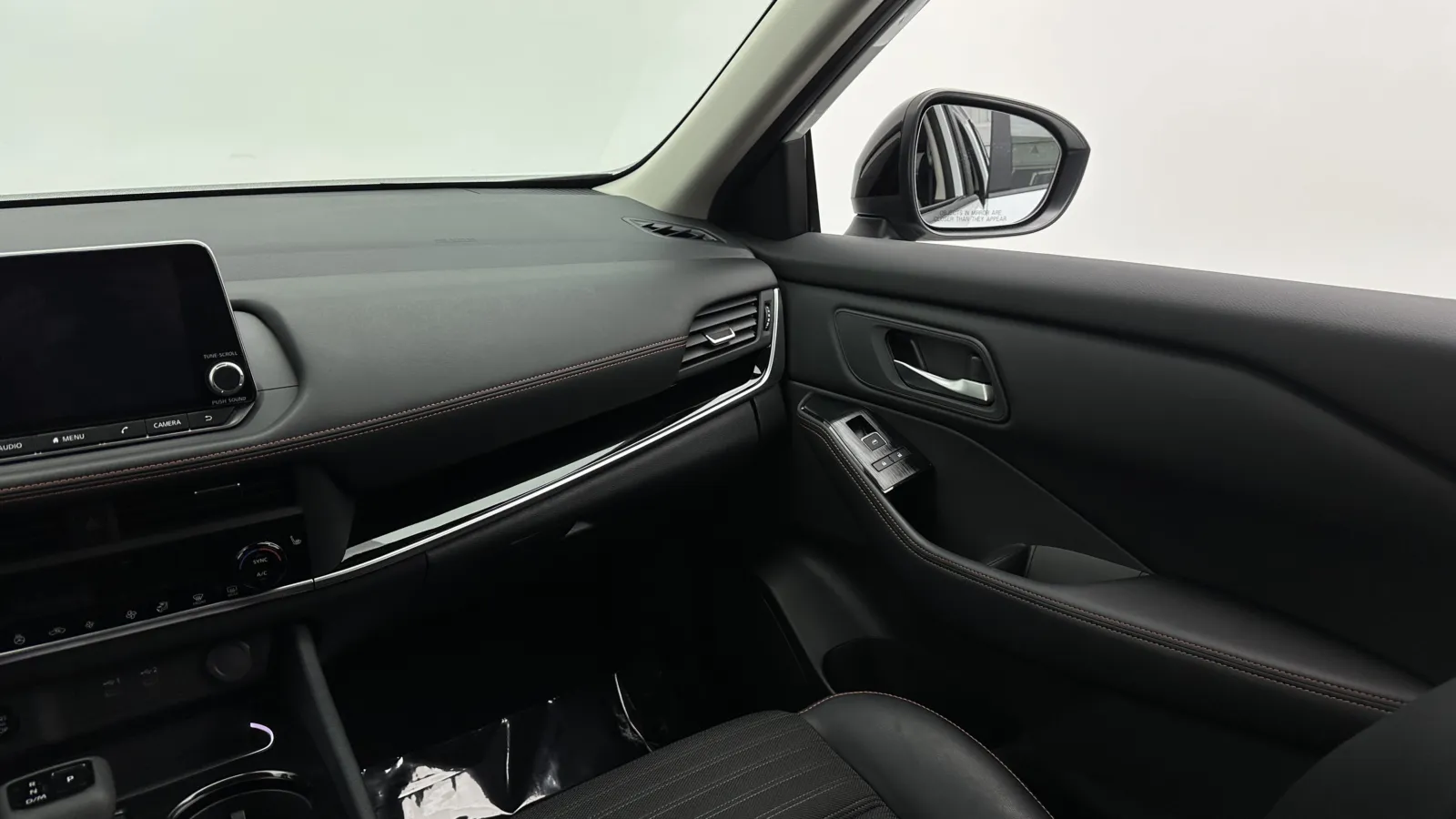 Nissan Rogue photo 37