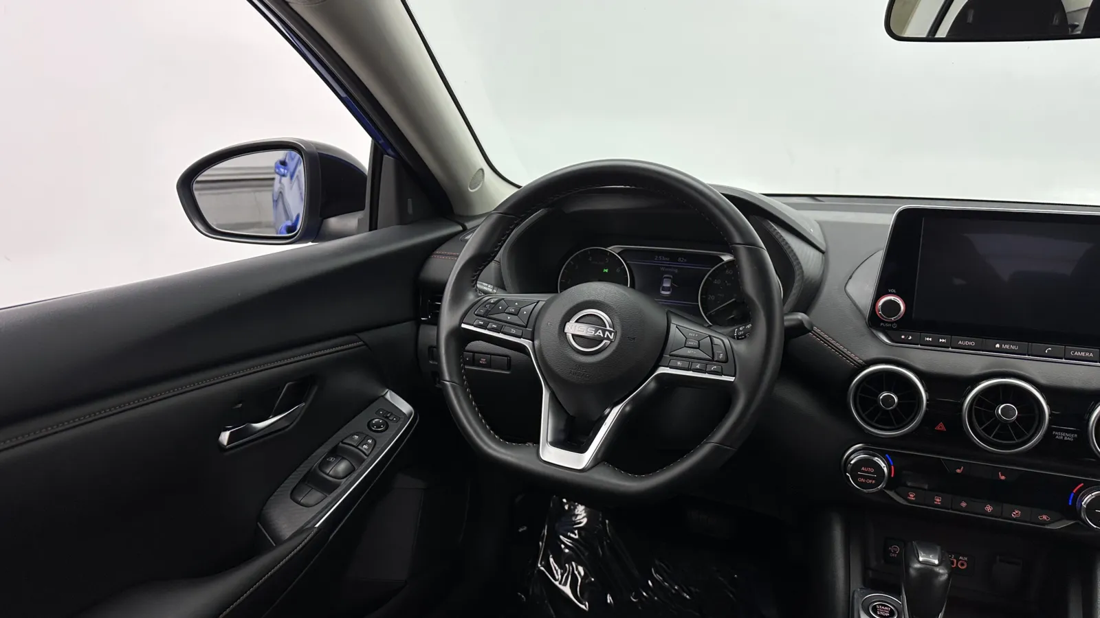 Nissan Sentra photo 30
