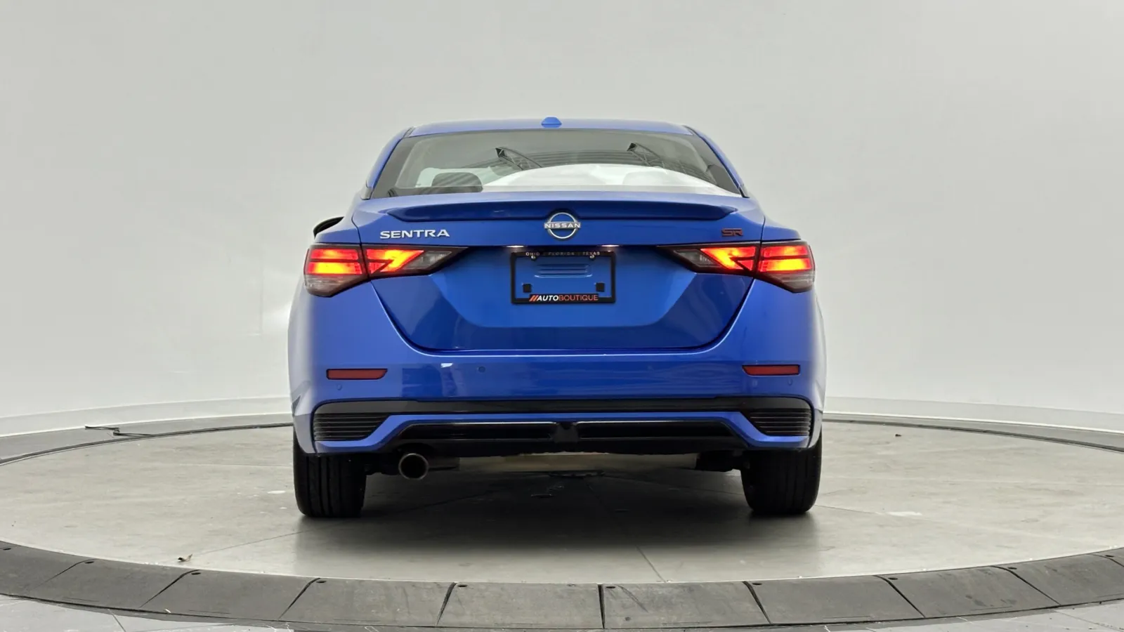 Nissan Sentra photo 6