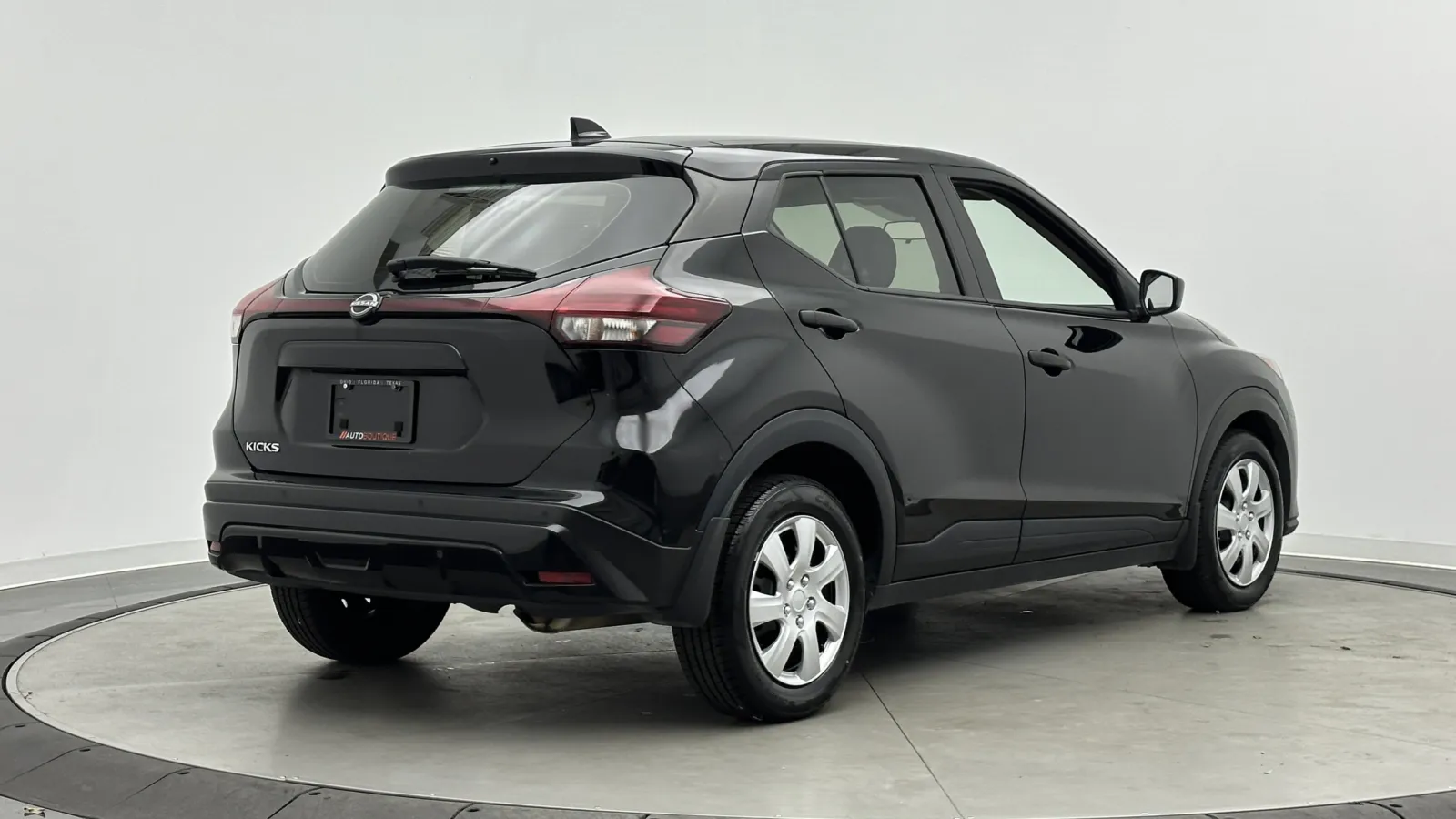 Nissan Kicks photo 7