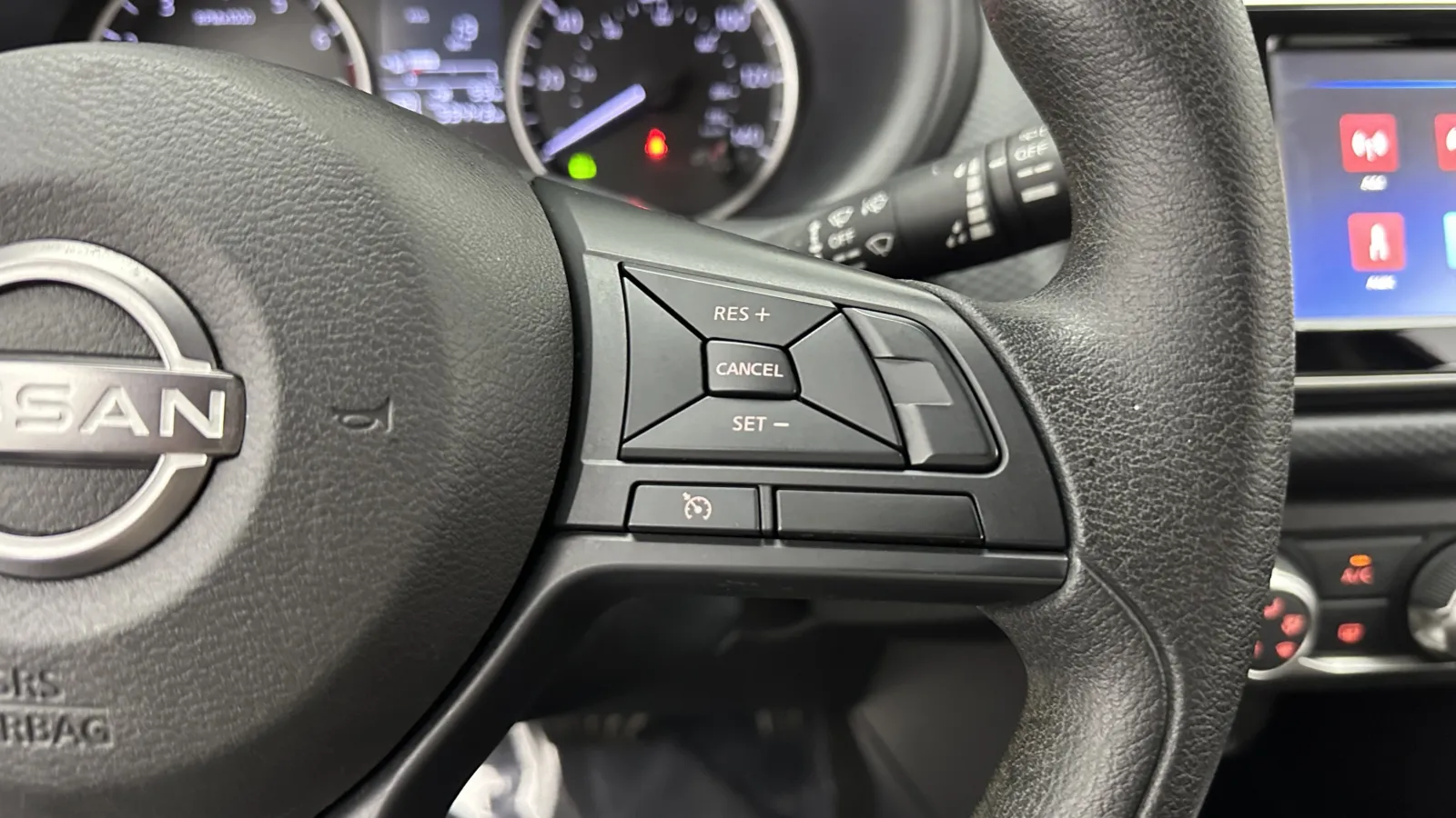 Nissan Kicks photo 16