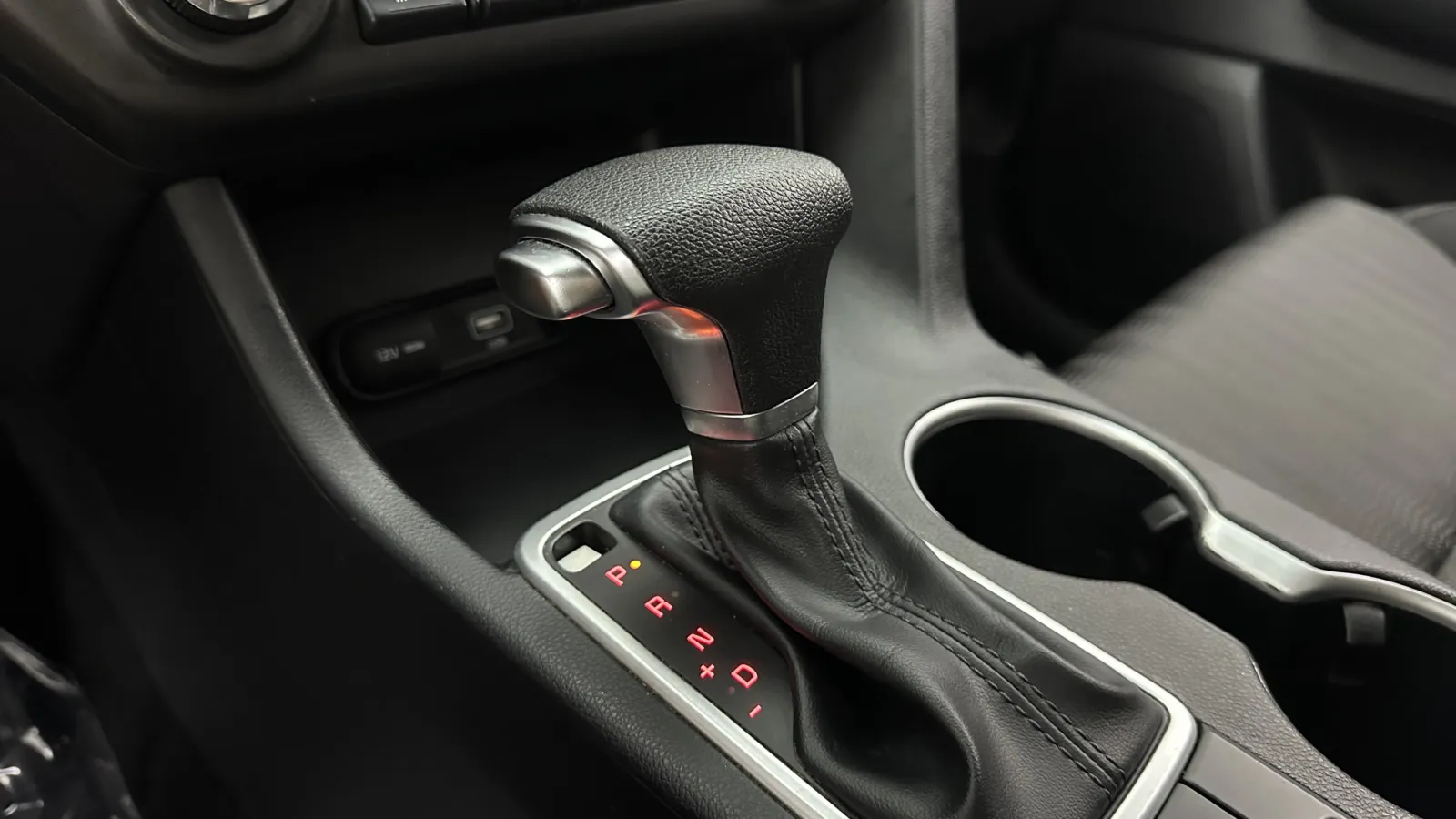 Kia Sportage photo 12