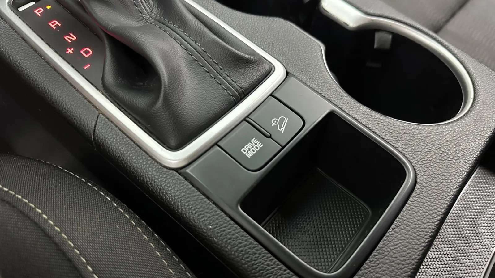 Kia Sportage photo 13
