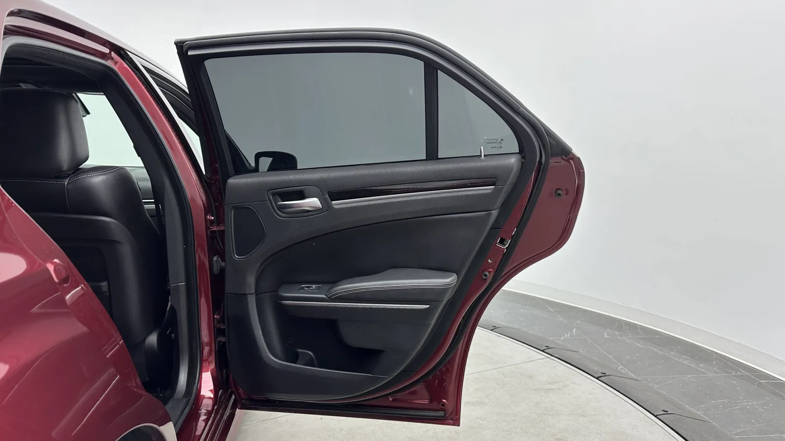 Chrysler 300 photo 30
