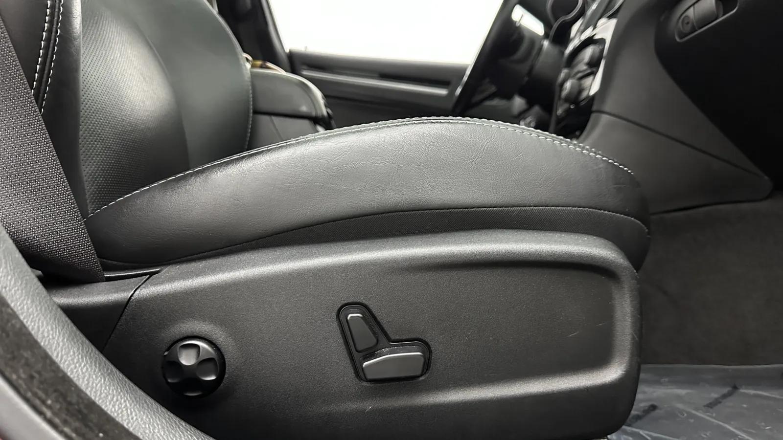 Chrysler 300 photo 39