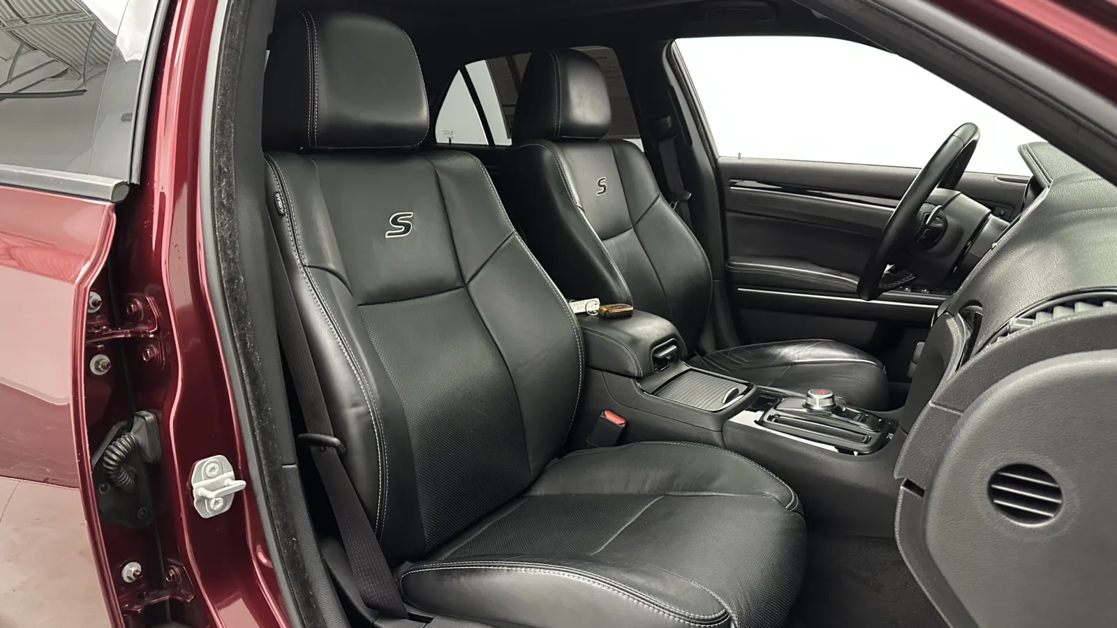Chrysler 300 photo 41