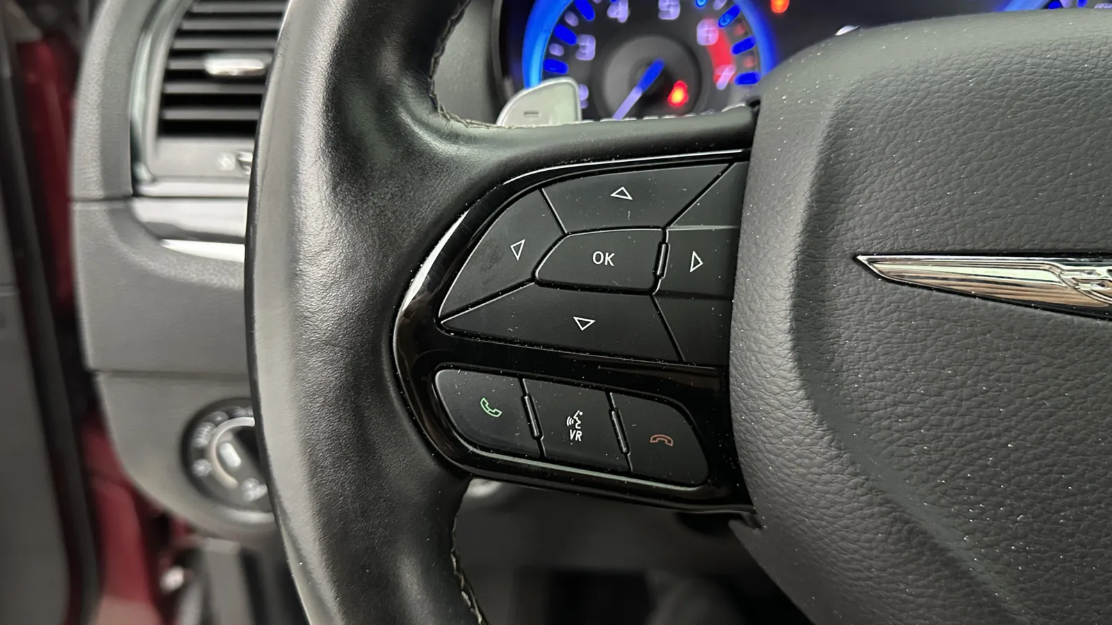 Chrysler 300 photo 21