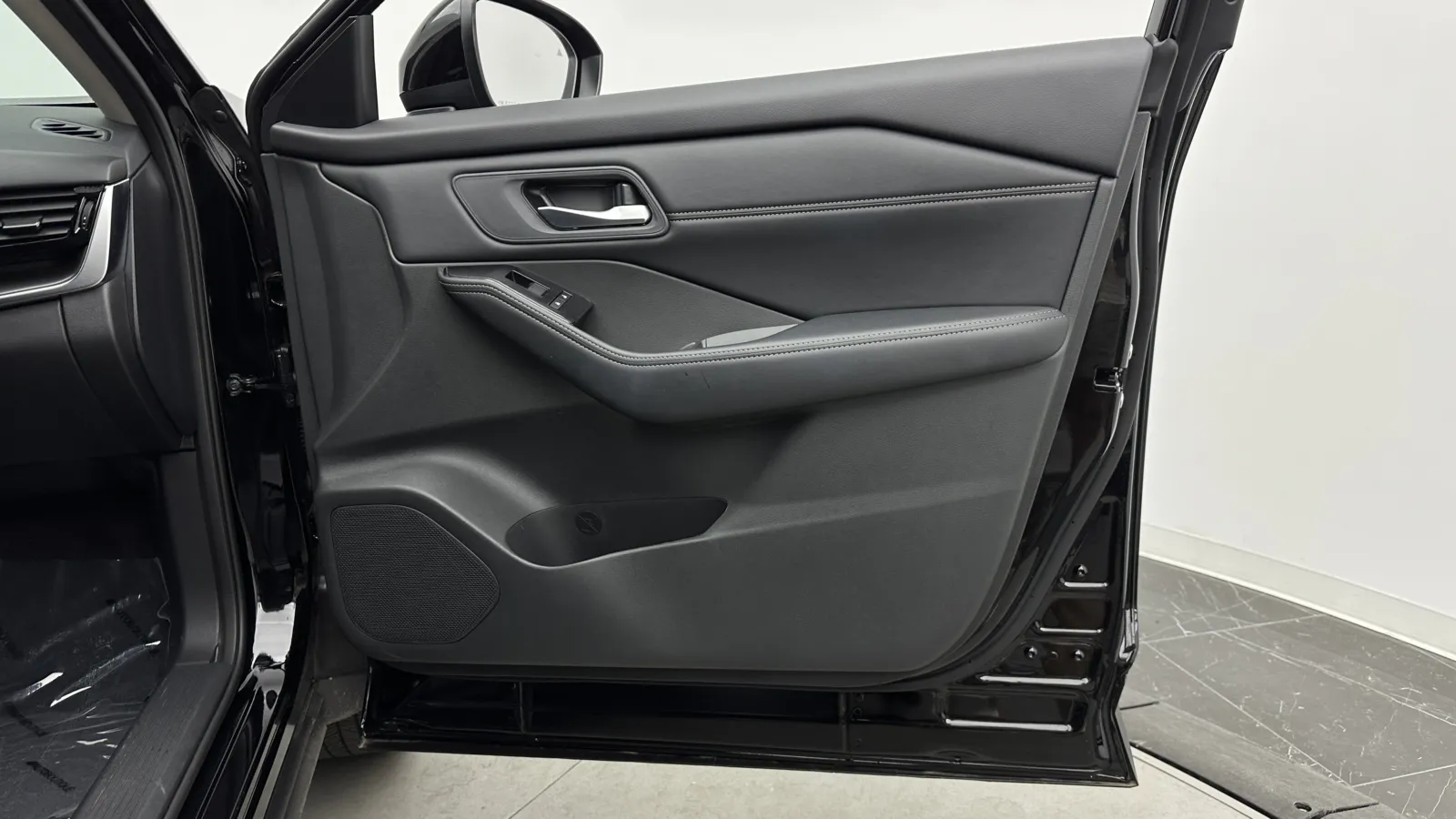 Nissan Rogue photo 35