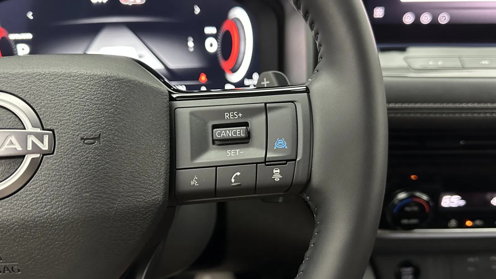 Nissan Rogue photo 23