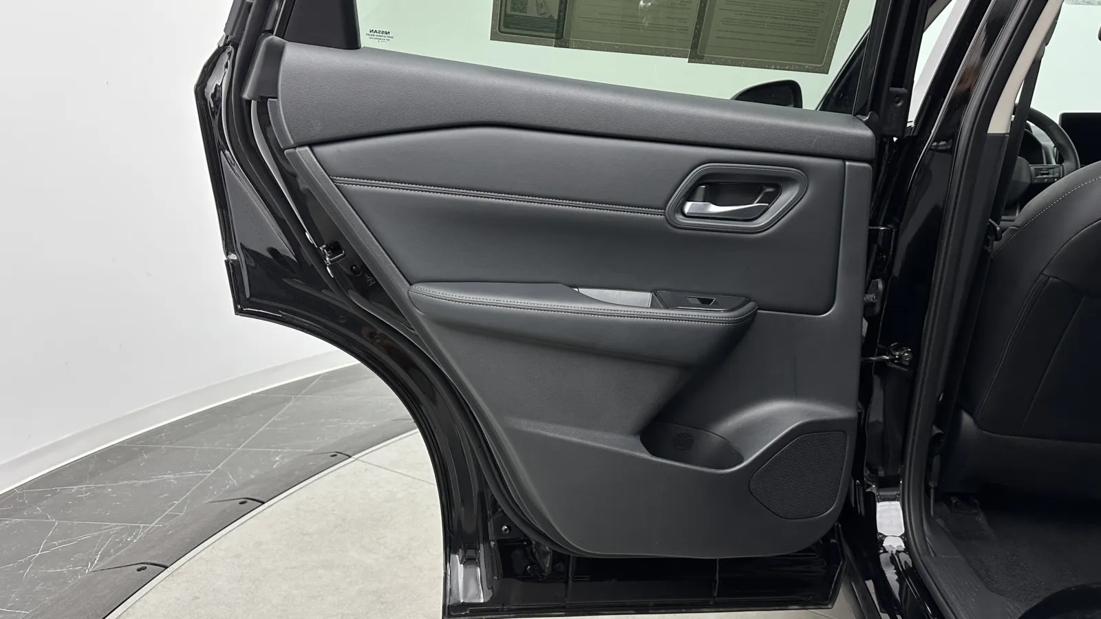 Nissan Rogue photo 26