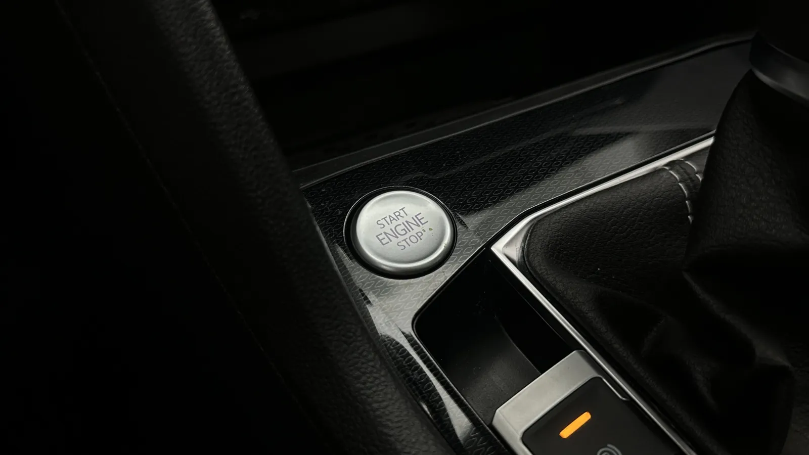 Volkswagen Taos photo 24