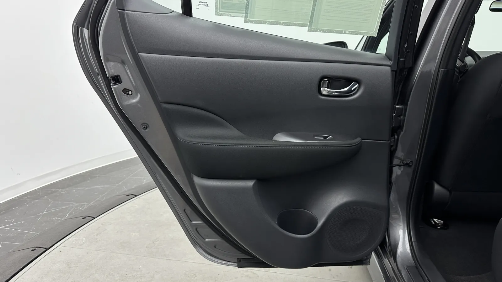 Nissan Leaf photo 28
