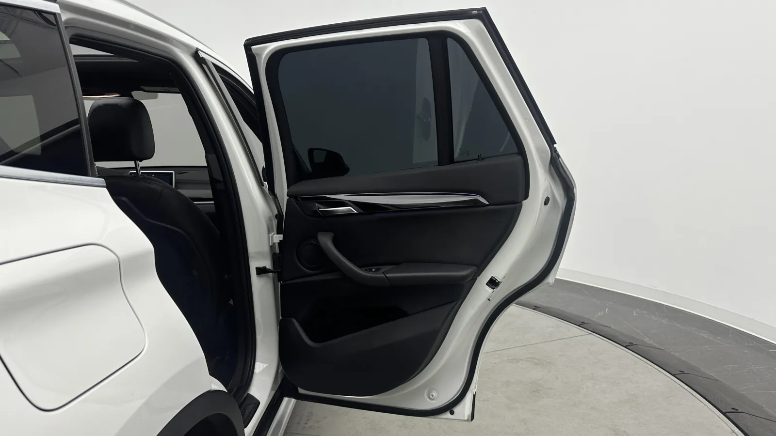 BMW X1 photo 26